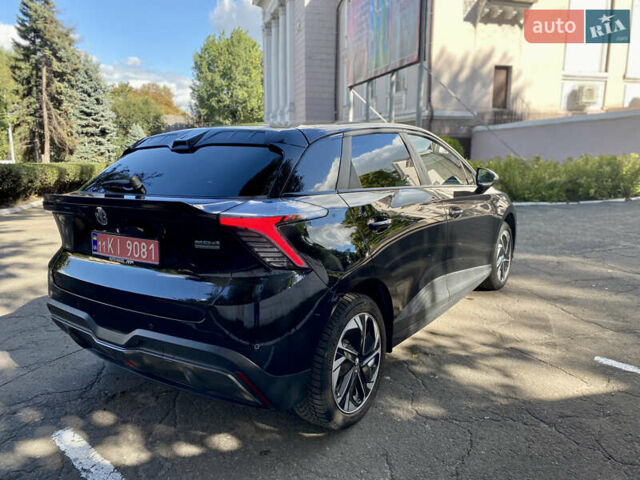 Черный МГ 4, объемом двигателя 0 л и пробегом 12 тыс. км за 18700 $, фото 3 на Automoto.ua