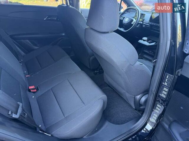 Черный МГ 4, объемом двигателя 0 л и пробегом 17 тыс. км за 16500 $, фото 22 на Automoto.ua