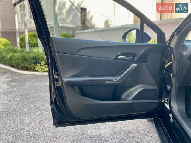 Черный МГ 4, объемом двигателя 0 л и пробегом 12 тыс. км за 17000 $, фото 10 на Automoto.ua