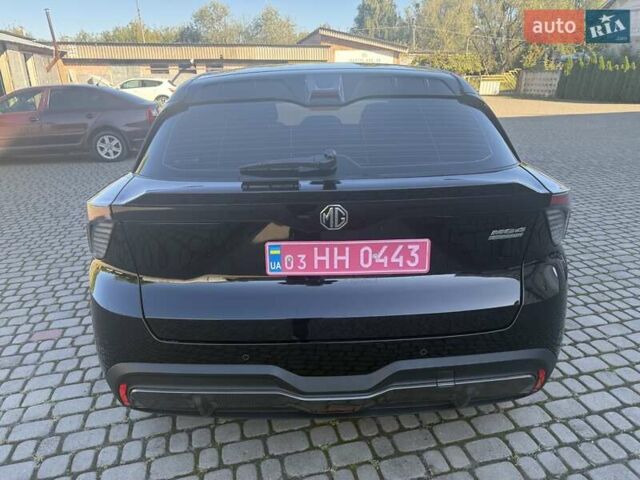 Черный МГ 4, объемом двигателя 0 л и пробегом 17 тыс. км за 16500 $, фото 5 на Automoto.ua