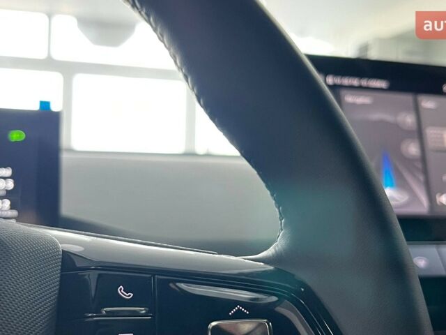 МГ 4, объемом двигателя 0 л и пробегом 0 тыс. км за 24179 $, фото 19 на Automoto.ua