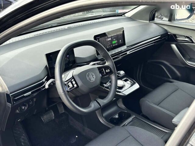 МГ 4, объемом двигателя 0 л и пробегом 46 тыс. км за 15700 $, фото 19 на Automoto.ua