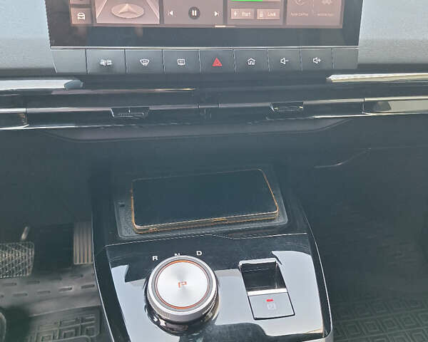 Сірий МГ 4, об'ємом двигуна 0 л та пробігом 35 тис. км за 18000 $, фото 5 на Automoto.ua