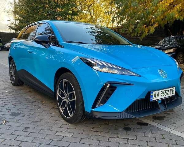 Синий МГ 4, объемом двигателя 0 л и пробегом 34 тыс. км за 18800 $, фото 2 на Automoto.ua