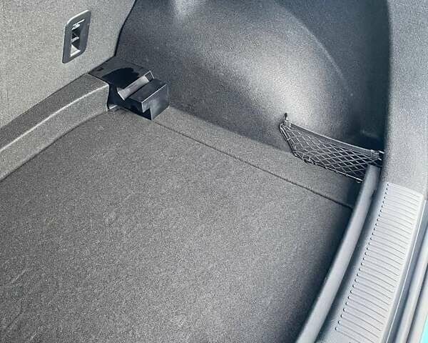 Синий МГ 4, объемом двигателя 0 л и пробегом 34 тыс. км за 18800 $, фото 20 на Automoto.ua