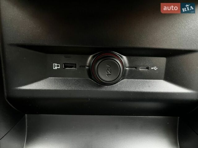 Синий МГ 4, объемом двигателя 0 л и пробегом 46 тыс. км за 17500 $, фото 31 на Automoto.ua