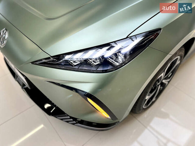 Зеленый МГ 4, объемом двигателя 0 л и пробегом 1 тыс. км за 33151 $, фото 2 на Automoto.ua