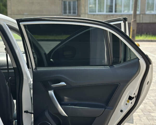 Белый МГ 5, объемом двигателя 1.5 л и пробегом 138 тыс. км за 5000 $, фото 19 на Automoto.ua