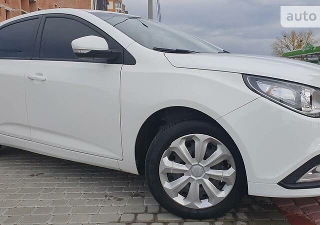 Білий МГ 5, об'ємом двигуна 1.5 л та пробігом 375 тис. км за 4900 $, фото 1 на Automoto.ua