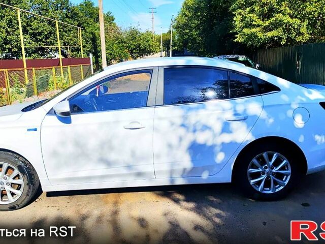 Белый МГ 5, объемом двигателя 1.5 л и пробегом 35 тыс. км за 14500 $, фото 3 на Automoto.ua