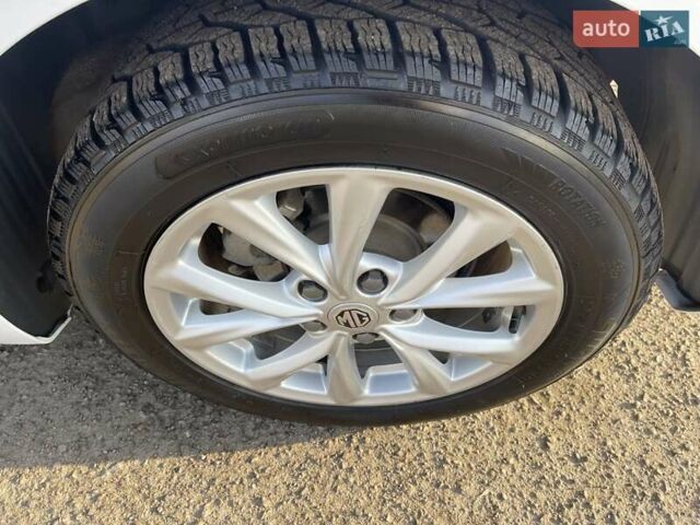 Білий МГ 5, об'ємом двигуна 1.5 л та пробігом 39 тис. км за 10800 $, фото 10 на Automoto.ua