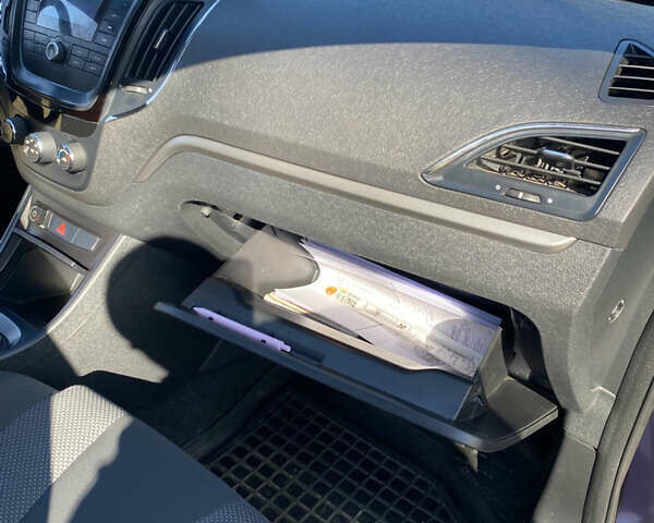 Фіолетовий МГ 5, об'ємом двигуна 1.5 л та пробігом 158 тис. км за 5300 $, фото 23 на Automoto.ua