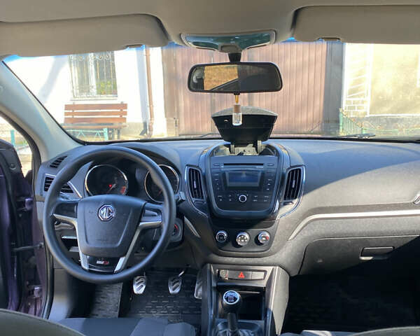 Фіолетовий МГ 5, об'ємом двигуна 1.5 л та пробігом 158 тис. км за 5300 $, фото 31 на Automoto.ua