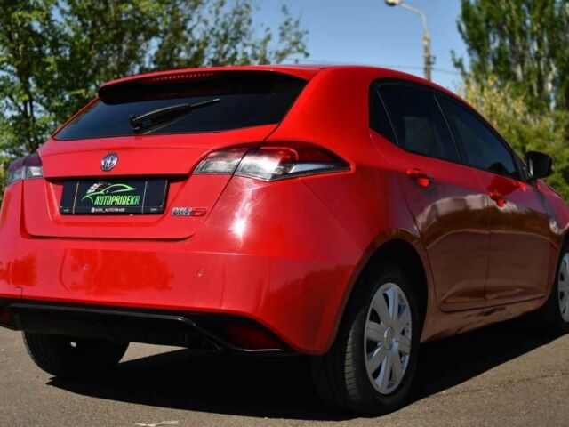 Красный МГ 5, объемом двигателя 1.5 л и пробегом 85 тыс. км за 5999 $, фото 2 на Automoto.ua