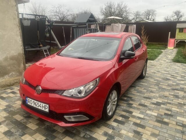 Красный МГ 5, объемом двигателя 1.5 л и пробегом 200 тыс. км за 4250 $, фото 1 на Automoto.ua