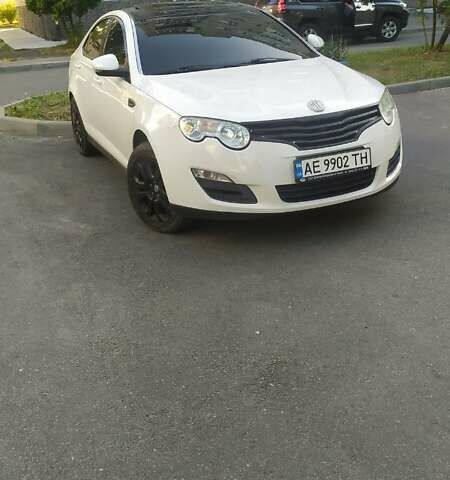 Белый МГ 550, объемом двигателя 1.8 л и пробегом 172 тыс. км за 6500 $, фото 5 на Automoto.ua