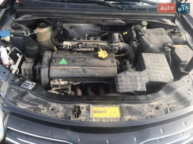 МГ 550 2011 у Києві на Automoto.ua Чорний МГ 550, об'ємом двигуна 1.8 л та пробігом 219 тис. км за 5800 $, фото 4 на Automoto.ua