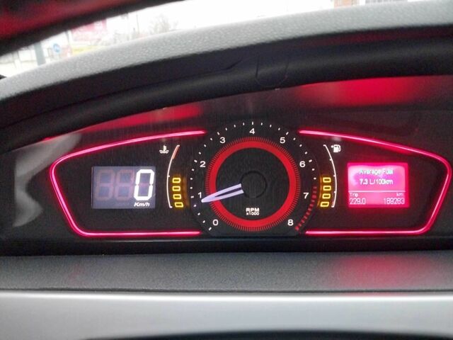 Черный МГ 550, объемом двигателя 1.8 л и пробегом 169 тыс. км за 6000 $, фото 13 на Automoto.ua