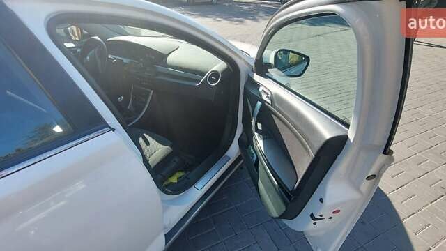 МГ 550, об'ємом двигуна 1.8 л та пробігом 147 тис. км за 6000 $, фото 62 на Automoto.ua