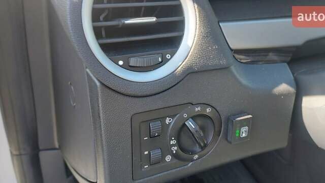 МГ 550, об'ємом двигуна 1.8 л та пробігом 147 тис. км за 6000 $, фото 11 на Automoto.ua