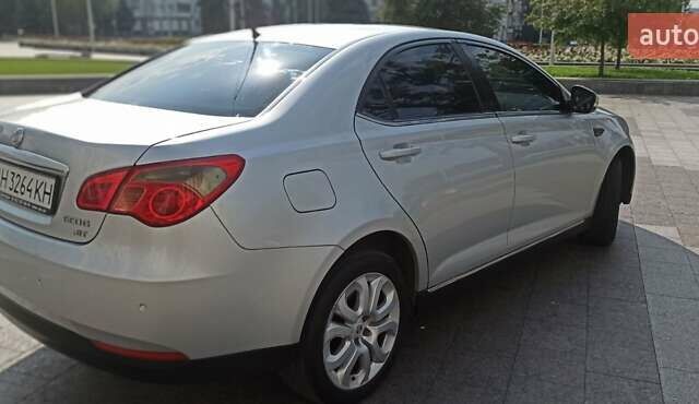 Серый МГ 550, объемом двигателя 1.8 л и пробегом 219 тыс. км за 5900 $, фото 7 на Automoto.ua