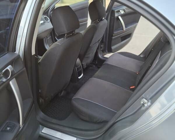Сірий МГ 550, об'ємом двигуна 1.8 л та пробігом 71 тис. км за 7500 $, фото 16 на Automoto.ua