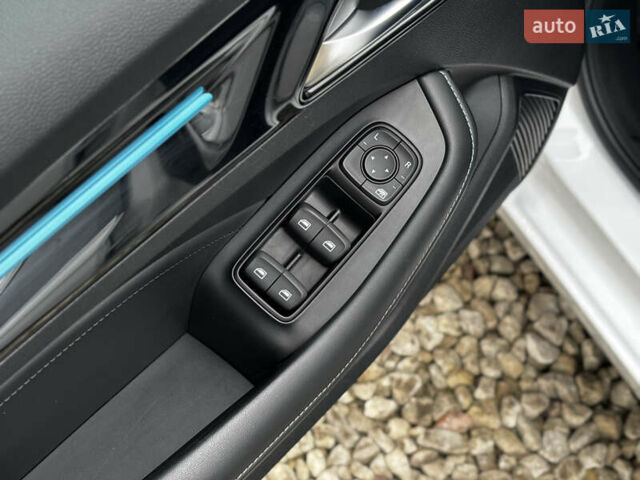 Білий МГ 5 EV, об'ємом двигуна 0 л та пробігом 29 тис. км за 15900 $, фото 18 на Automoto.ua