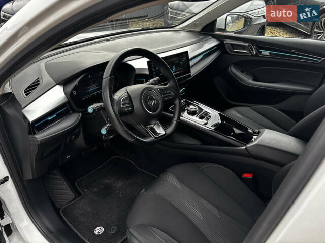 Білий МГ 5 EV, об'ємом двигуна 0 л та пробігом 29 тис. км за 15900 $, фото 19 на Automoto.ua