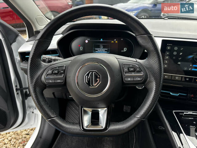 Білий МГ 5 EV, об'ємом двигуна 0 л та пробігом 29 тис. км за 15900 $, фото 27 на Automoto.ua