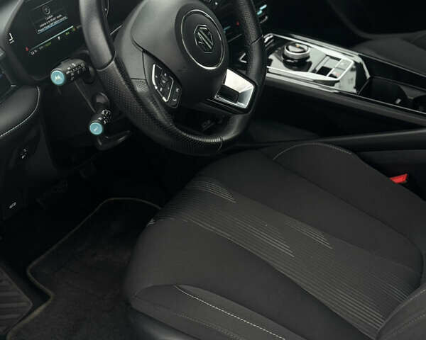 Білий МГ 5 EV, об'ємом двигуна 0 л та пробігом 30 тис. км за 16500 $, фото 9 на Automoto.ua