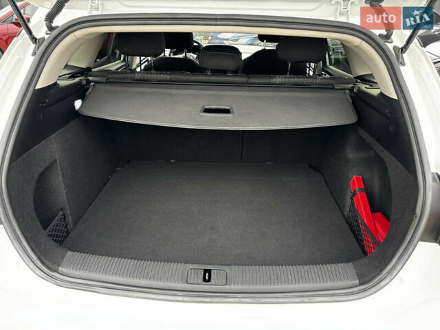 Білий МГ 5 EV, об'ємом двигуна 0 л та пробігом 29 тис. км за 15900 $, фото 43 на Automoto.ua