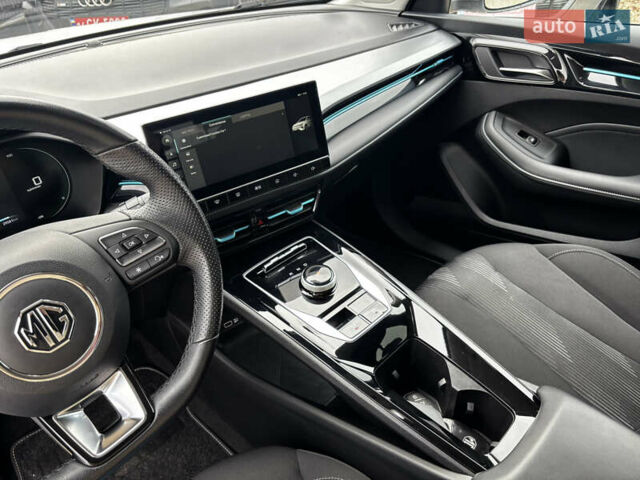 Білий МГ 5 EV, об'ємом двигуна 0 л та пробігом 29 тис. км за 15900 $, фото 32 на Automoto.ua