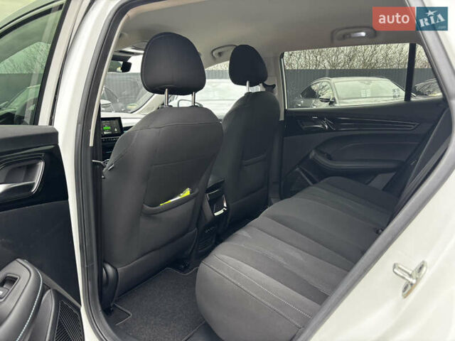 Білий МГ 5 EV, об'ємом двигуна 0 л та пробігом 29 тис. км за 15900 $, фото 37 на Automoto.ua