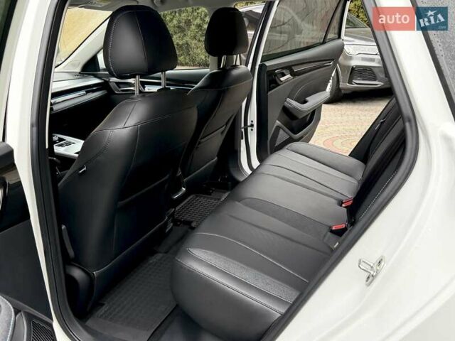 Белый МГ 5 EV, объемом двигателя 0 л и пробегом 23 тыс. км за 17800 $, фото 52 на Automoto.ua