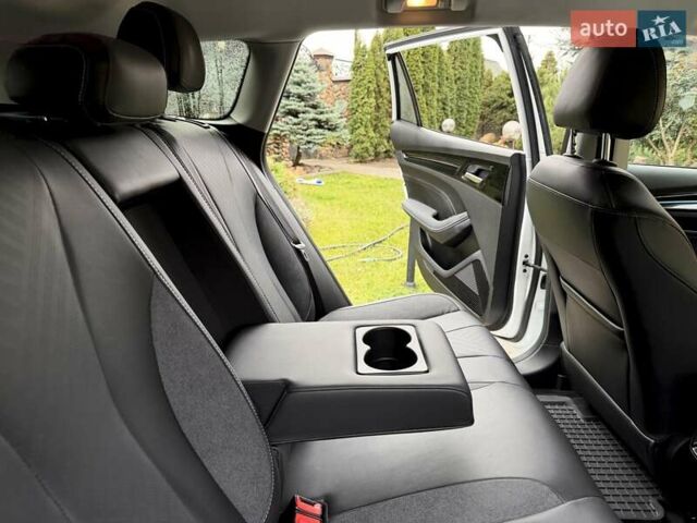 Белый МГ 5 EV, объемом двигателя 0 л и пробегом 23 тыс. км за 17800 $, фото 55 на Automoto.ua