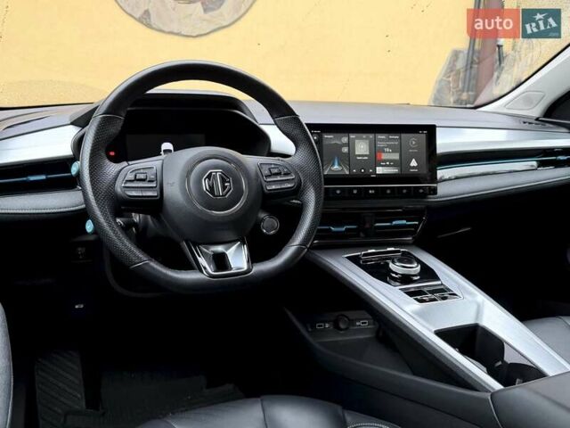 Белый МГ 5 EV, объемом двигателя 0 л и пробегом 23 тыс. км за 17800 $, фото 34 на Automoto.ua