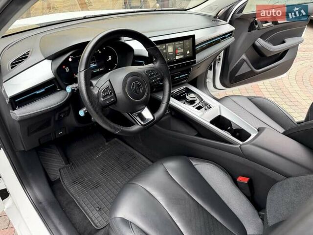 Белый МГ 5 EV, объемом двигателя 0 л и пробегом 23 тыс. км за 17800 $, фото 29 на Automoto.ua