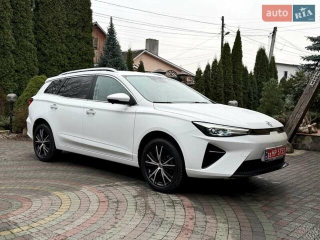 Белый МГ 5 EV, объемом двигателя 0 л и пробегом 23 тыс. км за 17800 $, фото 6 на Automoto.ua