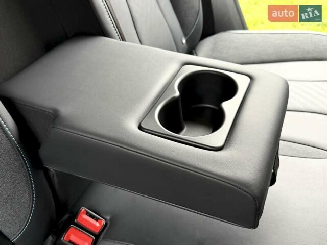 Белый МГ 5 EV, объемом двигателя 0 л и пробегом 23 тыс. км за 17800 $, фото 56 на Automoto.ua