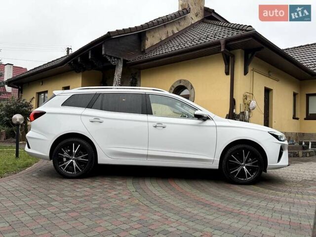 Белый МГ 5 EV, объемом двигателя 0 л и пробегом 23 тыс. км за 17800 $, фото 7 на Automoto.ua