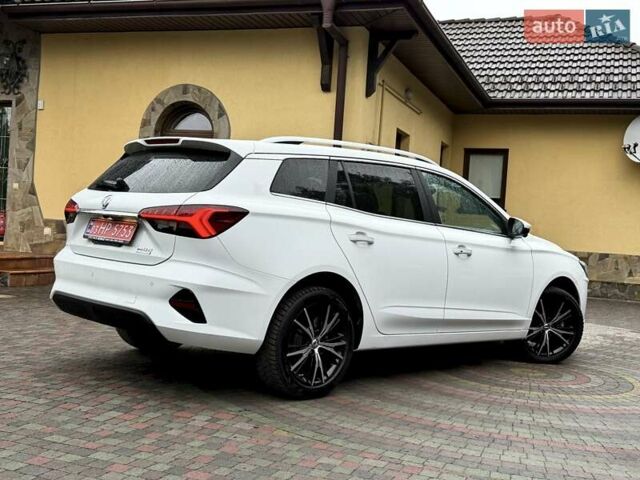 Белый МГ 5 EV, объемом двигателя 0 л и пробегом 23 тыс. км за 17800 $, фото 9 на Automoto.ua