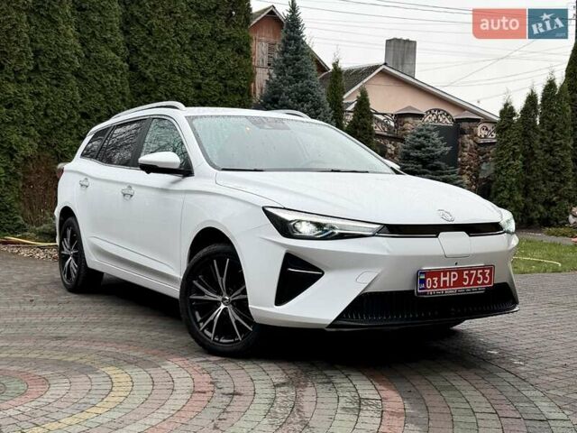Белый МГ 5 EV, объемом двигателя 0 л и пробегом 23 тыс. км за 17800 $, фото 4 на Automoto.ua