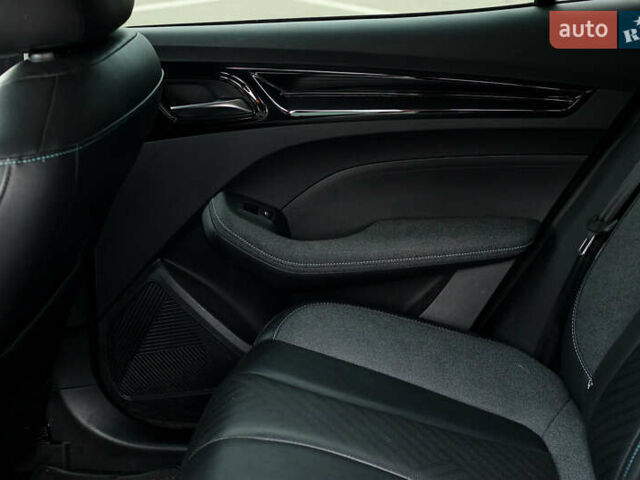 Красный МГ 5 EV, объемом двигателя 0 л и пробегом 41 тыс. км за 18700 $, фото 32 на Automoto.ua