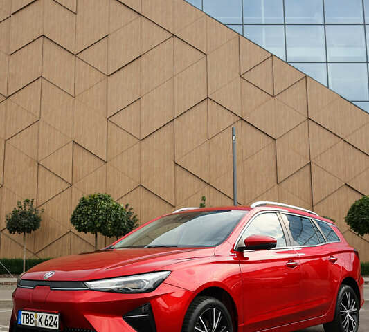 Красный МГ 5 EV, объемом двигателя 0 л и пробегом 41 тыс. км за 18700 $, фото 10 на Automoto.ua