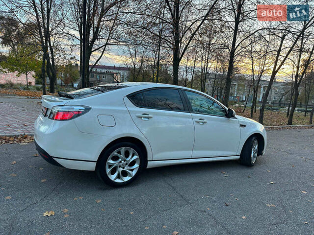 Білий МГ 6, об'ємом двигуна 1.8 л та пробігом 137 тис. км за 6490 $, фото 5 на Automoto.ua