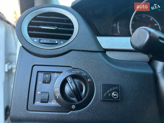 Білий МГ 6, об'ємом двигуна 1.8 л та пробігом 137 тис. км за 6490 $, фото 28 на Automoto.ua