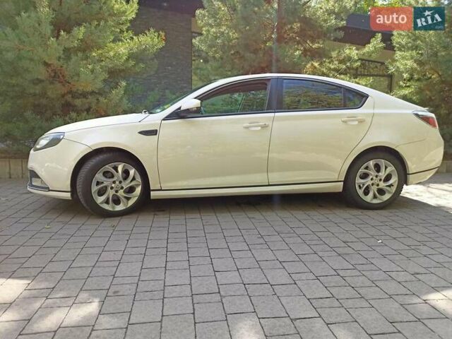 Белый МГ 6, объемом двигателя 1.8 л и пробегом 174 тыс. км за 6300 $, фото 22 на Automoto.ua