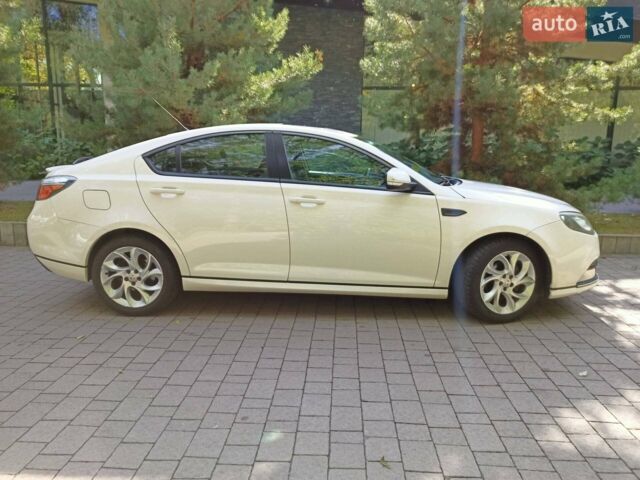 Білий МГ 6, об'ємом двигуна 1.8 л та пробігом 189 тис. км за 7100 $, фото 3 на Automoto.ua
