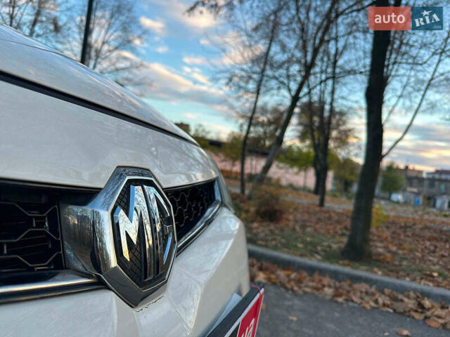 Білий МГ 6, об'ємом двигуна 1.8 л та пробігом 137 тис. км за 6490 $, фото 14 на Automoto.ua