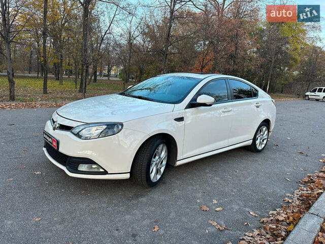 Білий МГ 6, об'ємом двигуна 1.8 л та пробігом 137 тис. км за 6490 $, фото 11 на Automoto.ua